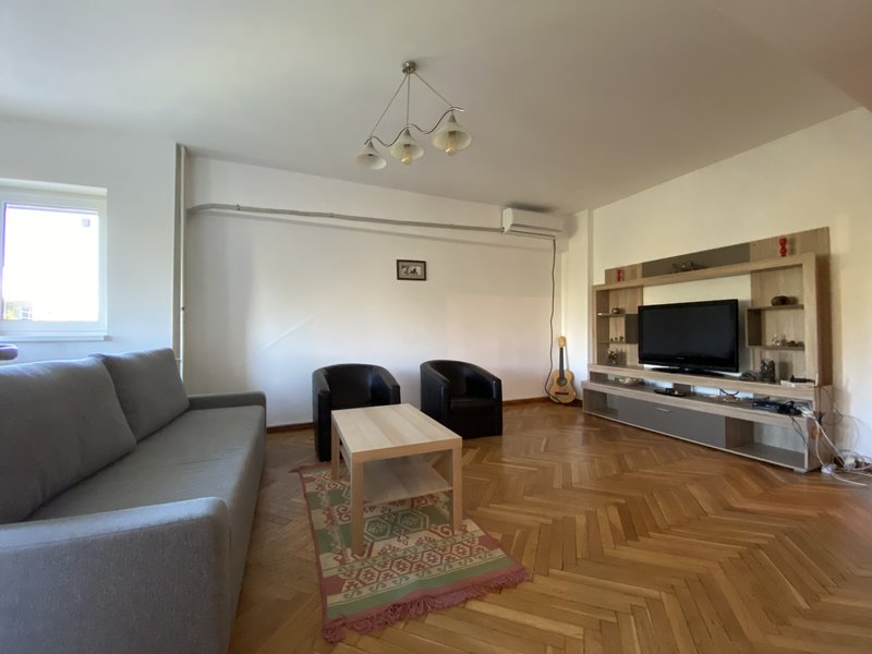 Inchiriere apartament 5 camere Piata Unirii-Fantani