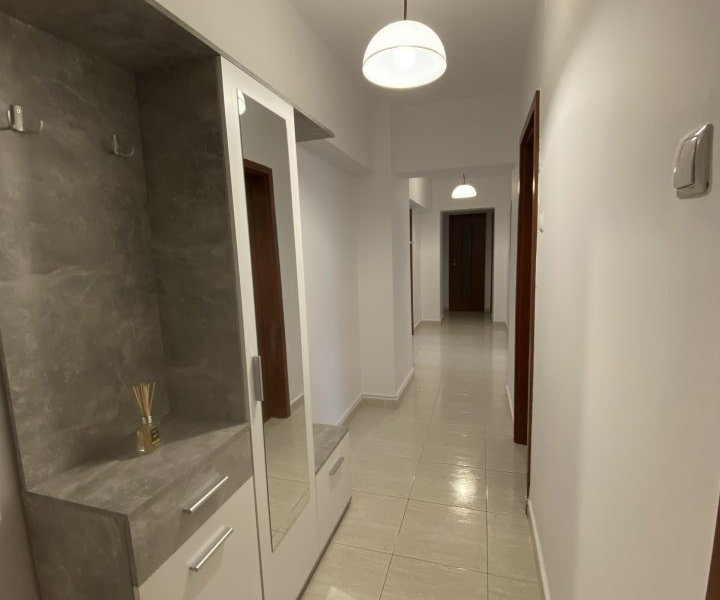 Inchiriere Apartament 4 camere Lux Piata Unirii - Fantani