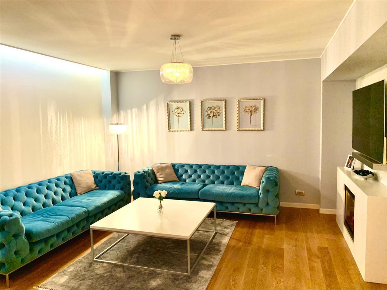 Vanzare apartament 3 camere Designer Decebal-Bloc Nou
