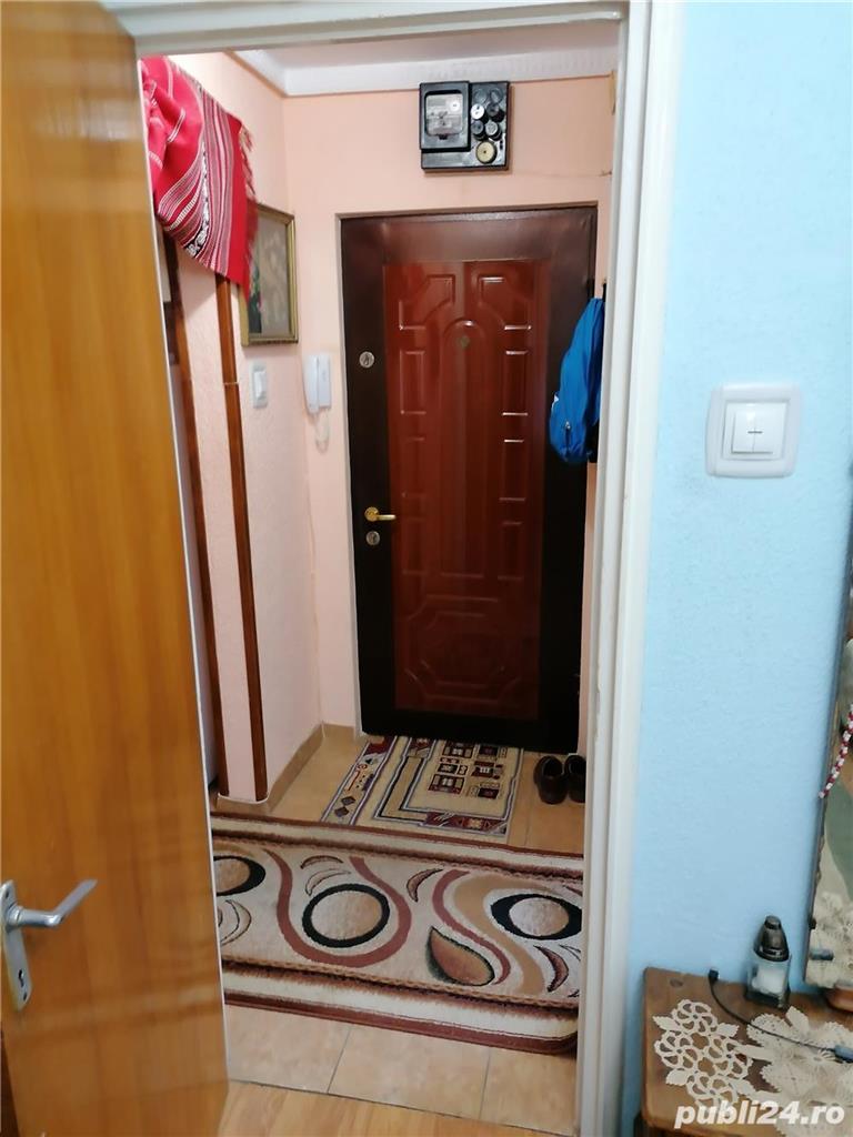 Vanzare apartament 2 camere, Cora Lujerului, 2 minute de metrou