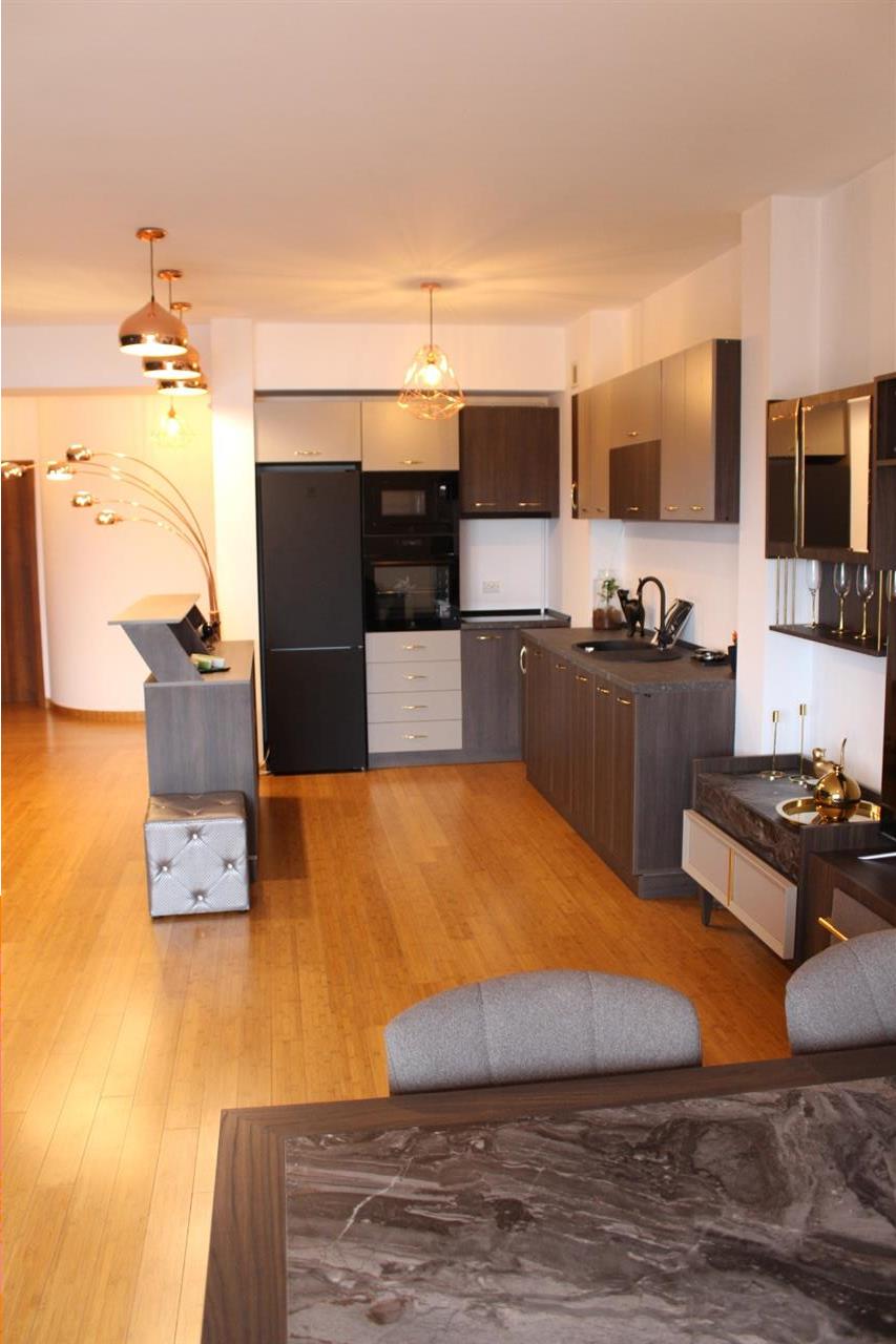 Vanzare apartament 3 camere, Lux, vedere deosebita, Fratelli - Floreasca