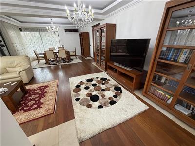 Vanzare apartament 4 camere, Nodrului, 180mp, la 1 minut de parc