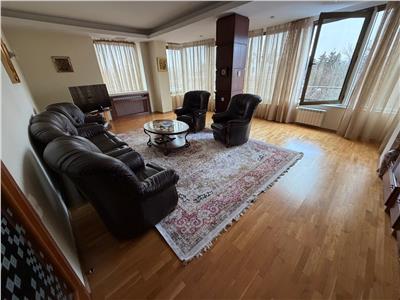 Vanzare apartament 3 camere, Primaverii, loc de parcare subteran