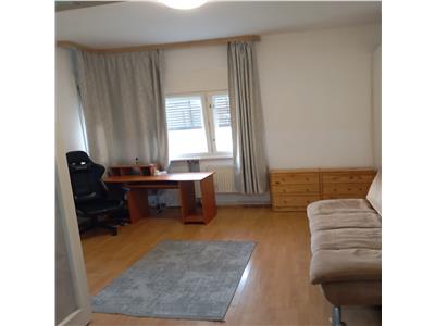 Inchiriere apartament 3 camere Mosilor-Carol