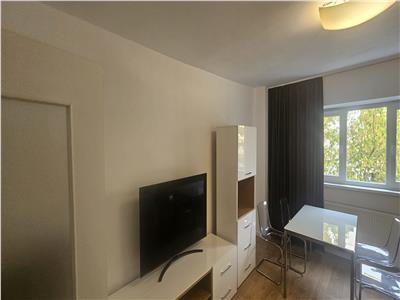Inchiriere apartament 3 camere Modern Mircea Voda-Splai